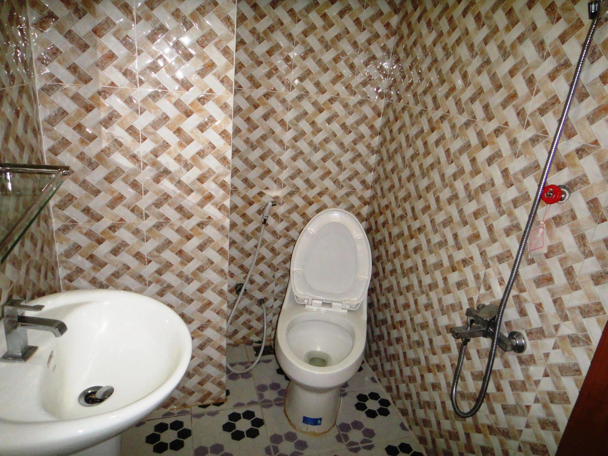 Borey Vatanac Guesthouse كامبوت المظهر الخارجي الصورة