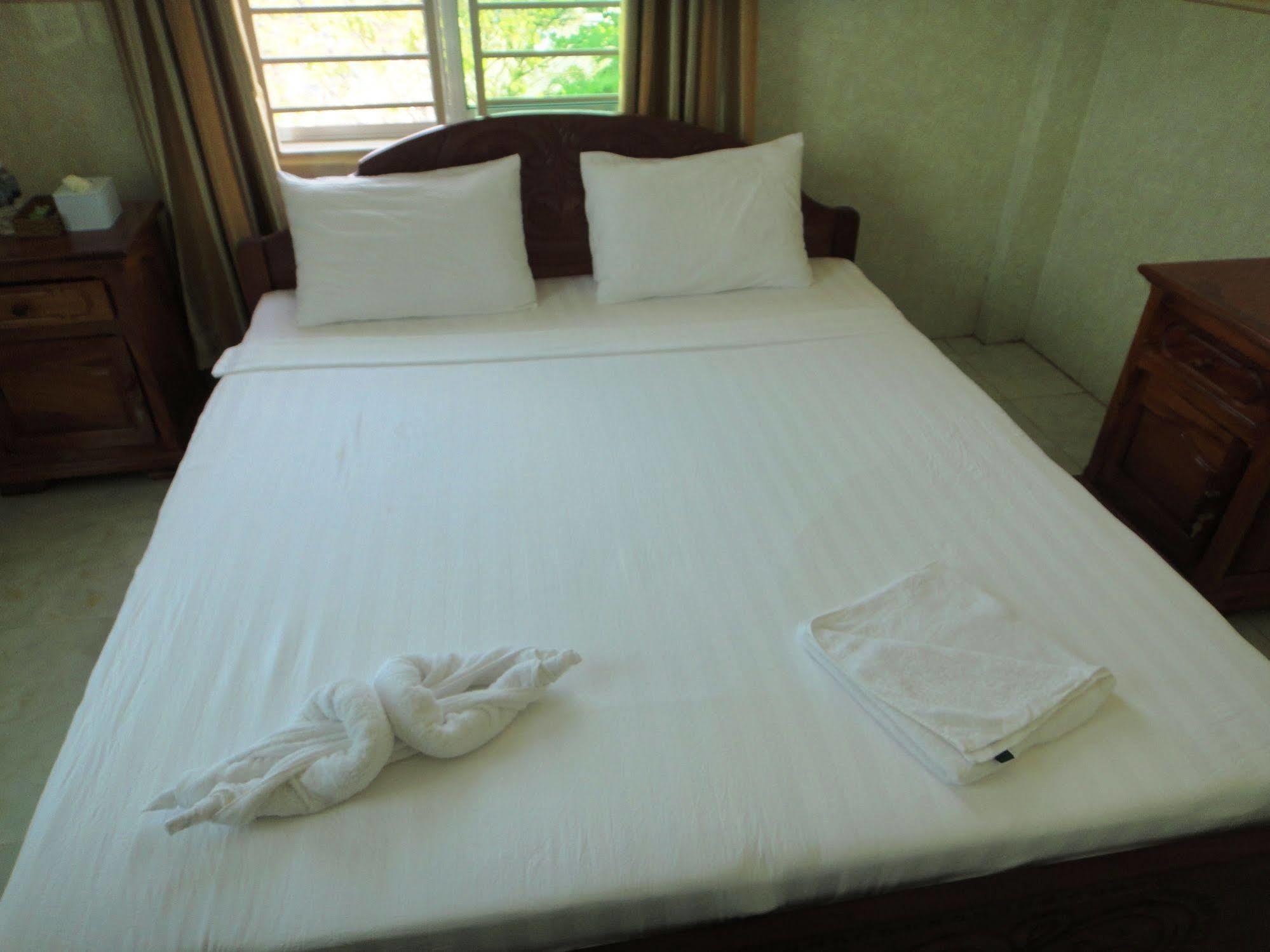 Borey Vatanac Guesthouse كامبوت المظهر الخارجي الصورة